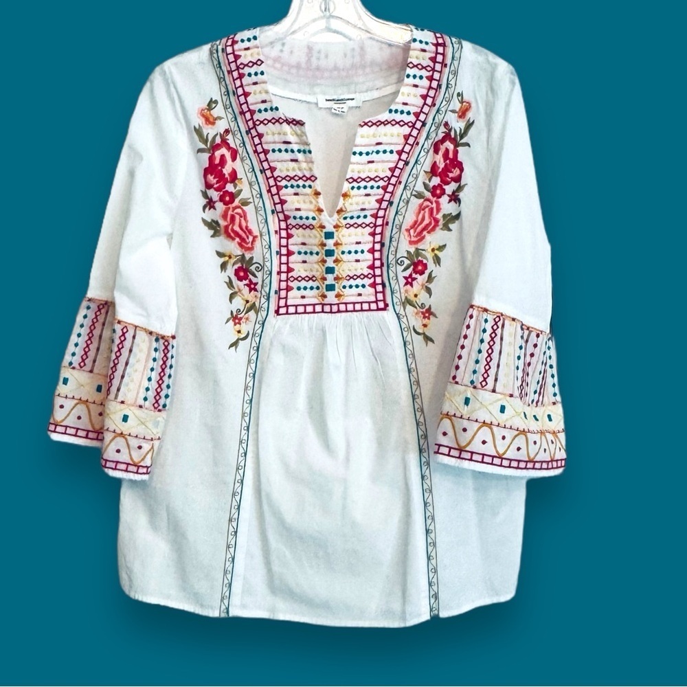 BeachLunchLounge Size Small White Cotton V-Neck Boho Embroidered‎ Popover Top